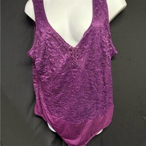 Purple Lace Sleeveless bodysuit Torrid sz 3  or 22.